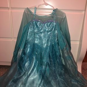 Elsa Halloween costume